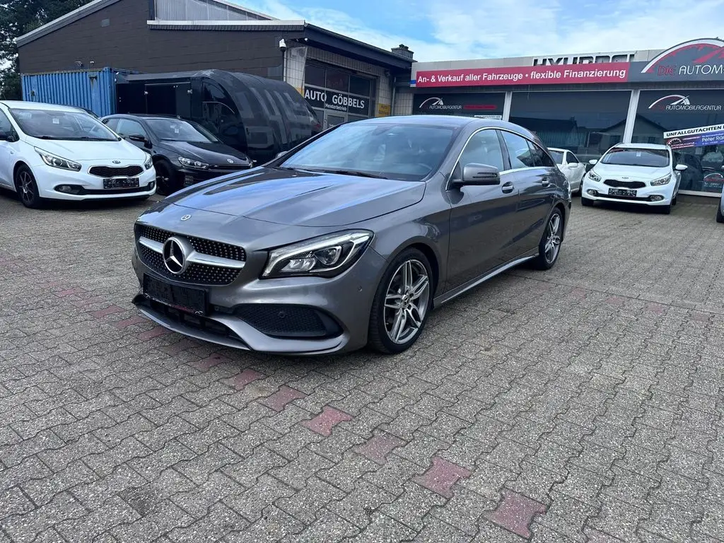 Photo 1 : Mercedes-benz Classe Cla 2018 Petrol