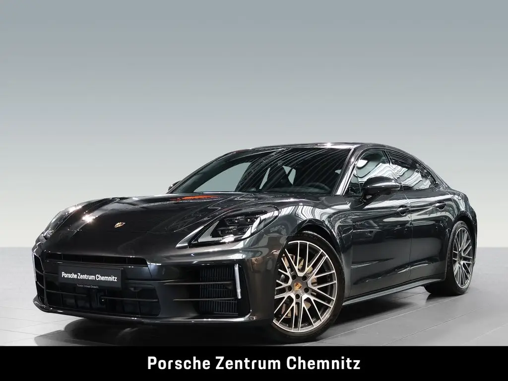 Photo 1 : Porsche Panamera 2024 Hybrid