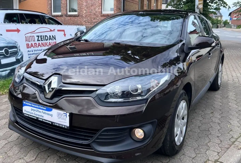 Photo 1 : Renault Megane 2015 Petrol