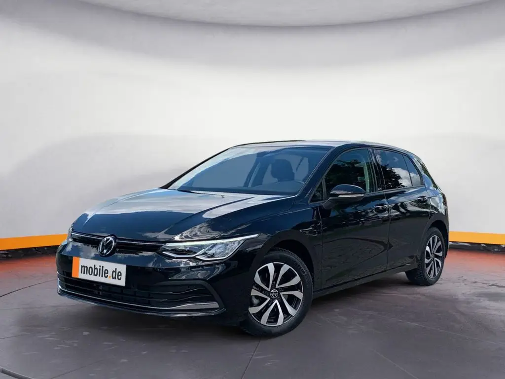 Photo 1 : Volkswagen Golf 2023 Essence