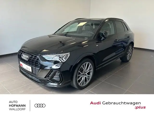 Photo 1 : Audi Q3 2019 Petrol