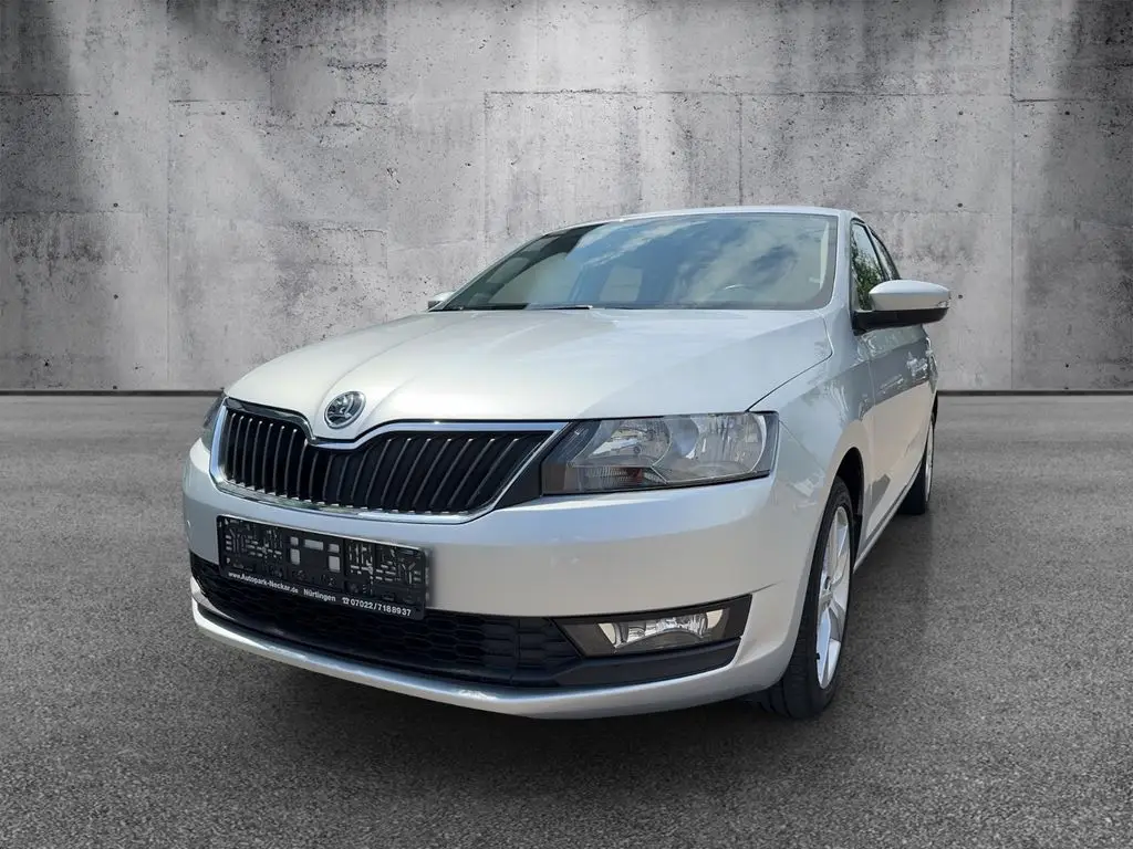 Photo 1 : Skoda Rapid 2018 Petrol