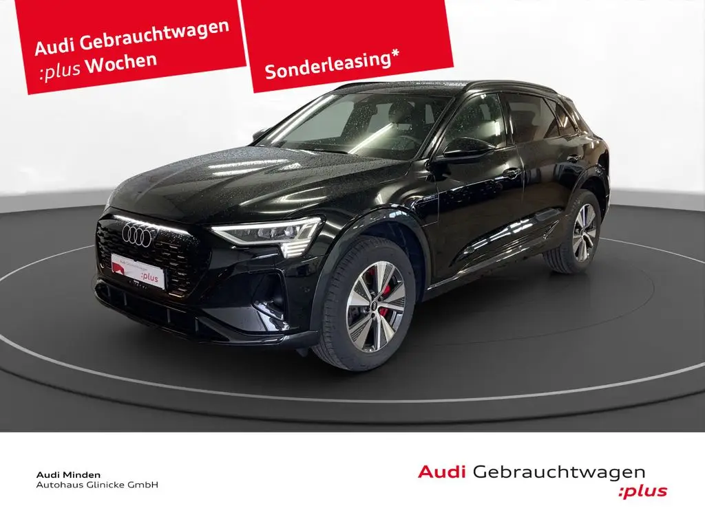 Photo 1 : Audi Q8 2023 Not specified