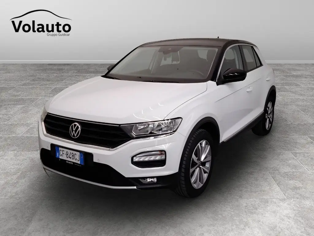 Photo 1 : Volkswagen T-roc 2021 Petrol