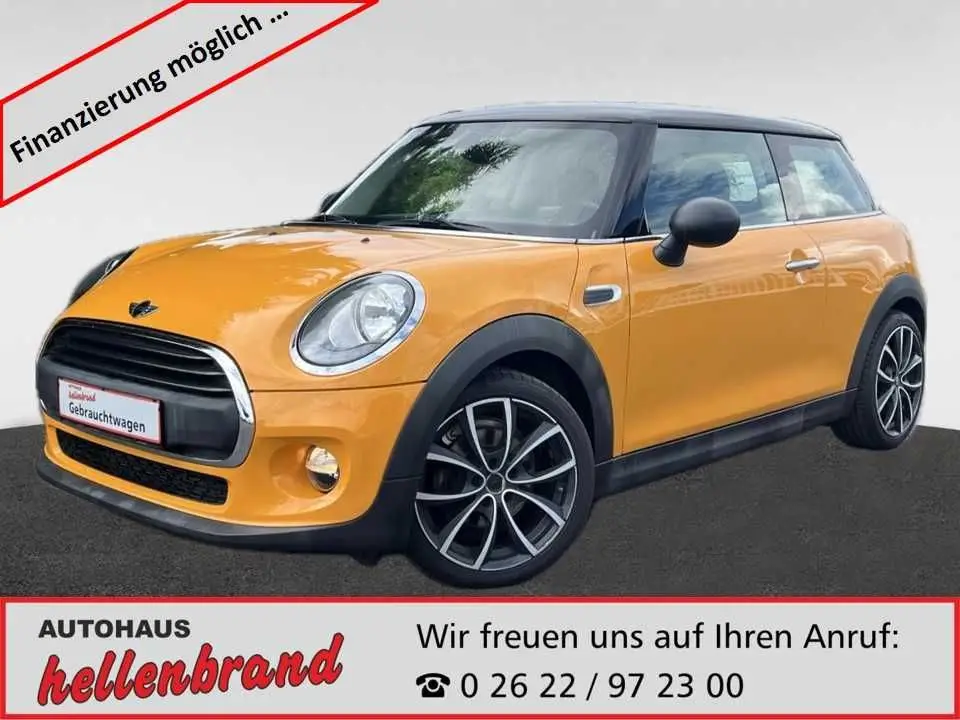 Photo 1 : Mini One 2015 Petrol