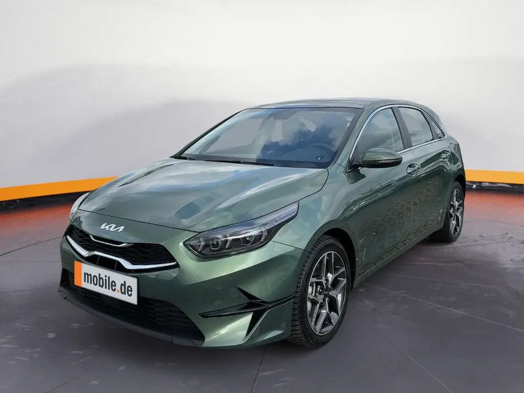 Photo 1 : Kia Ceed 2023 Essence