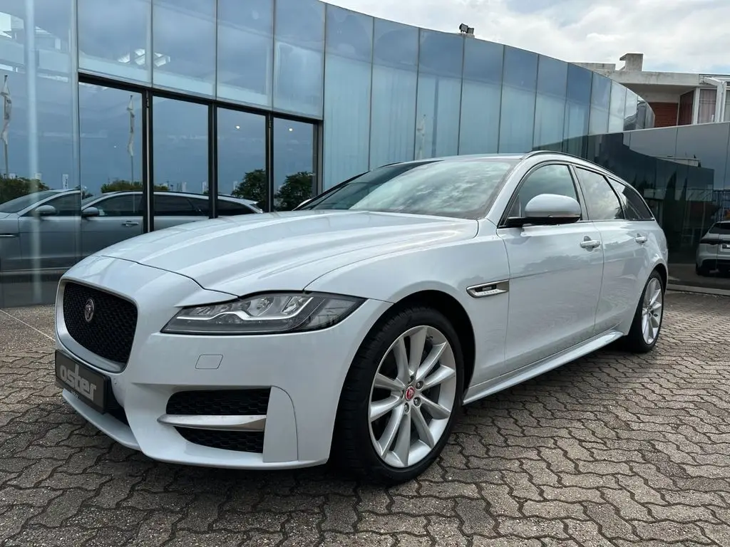 Photo 1 : Jaguar Xf 2019 Diesel