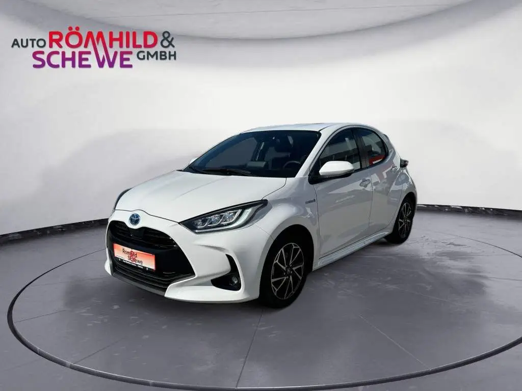 Photo 1 : Toyota Yaris 2023 Hybrid