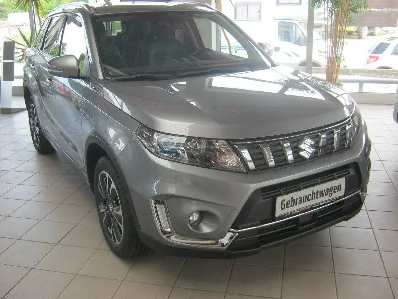 Photo 1 : Suzuki Vitara 2019 Petrol