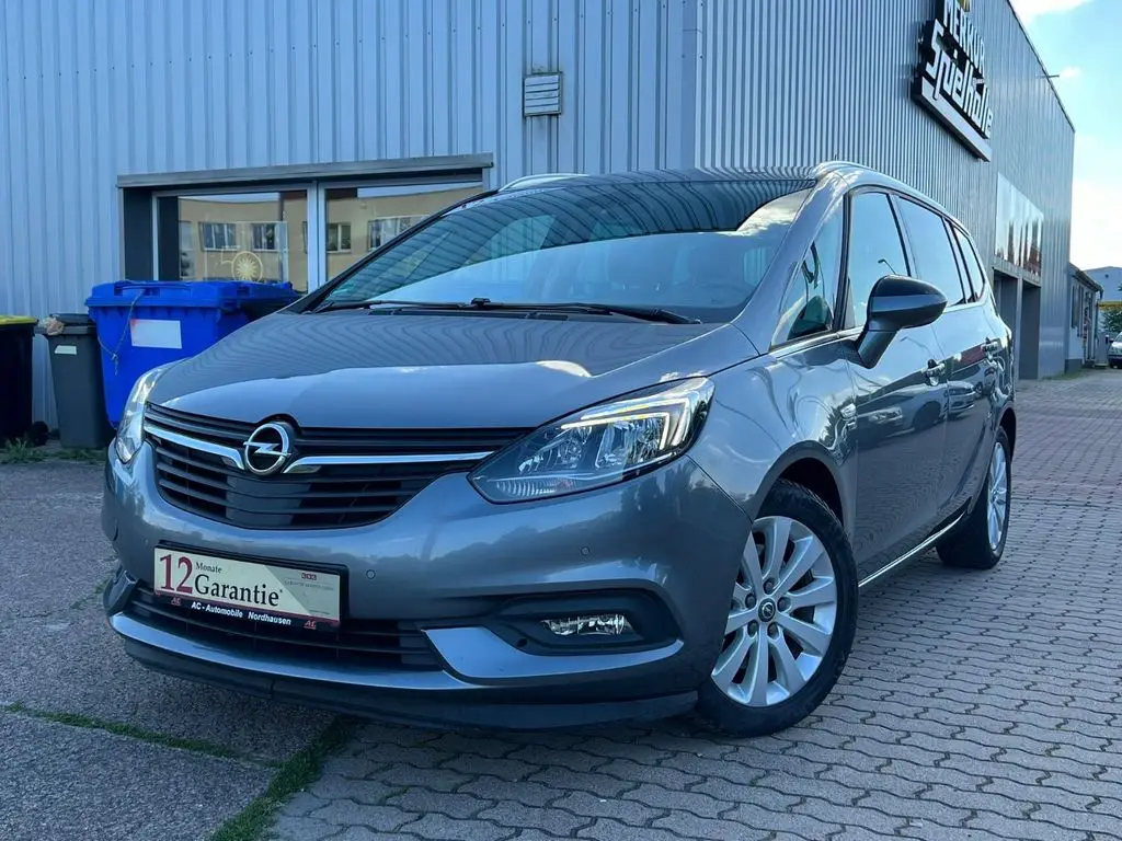 Photo 1 : Opel Zafira 2019 Diesel