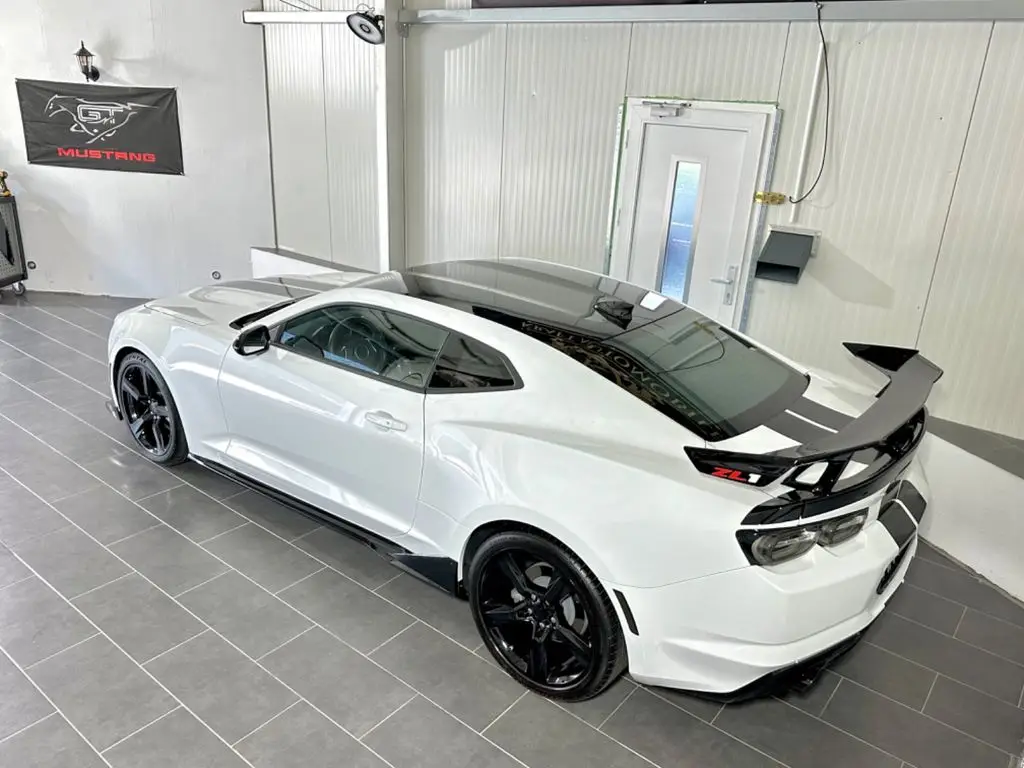 Photo 1 : Chevrolet Camaro 2023 Petrol