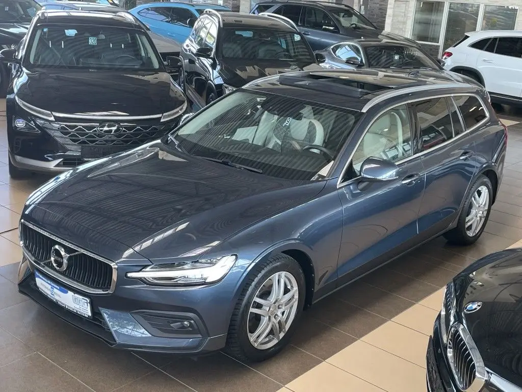 Photo 1 : Volvo V60 2021 Diesel