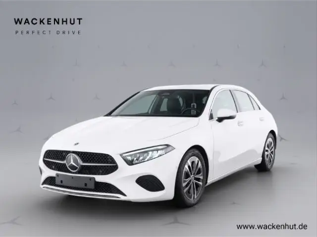 Photo 1 : Mercedes-benz Classe A 2023 Petrol