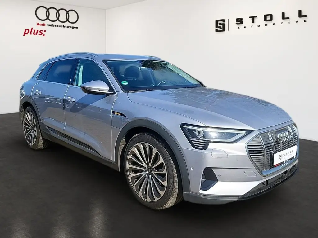 Photo 1 : Audi E-tron 2021 Non renseigné