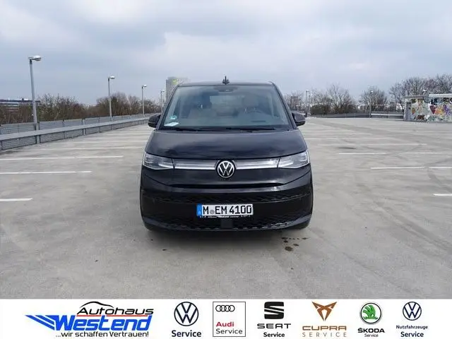 Photo 1 : Volkswagen T7 2024 Petrol