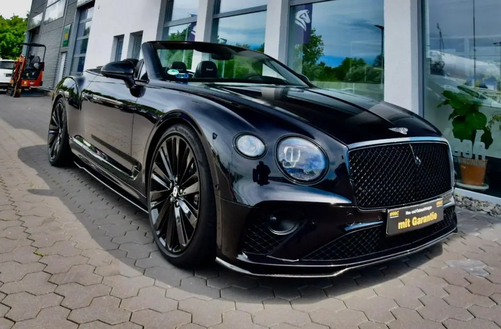 Photo 1 : Bentley Continental 2022 Essence