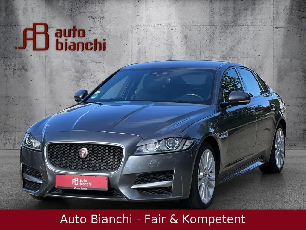 Photo 1 : Jaguar Xf 2017 Diesel