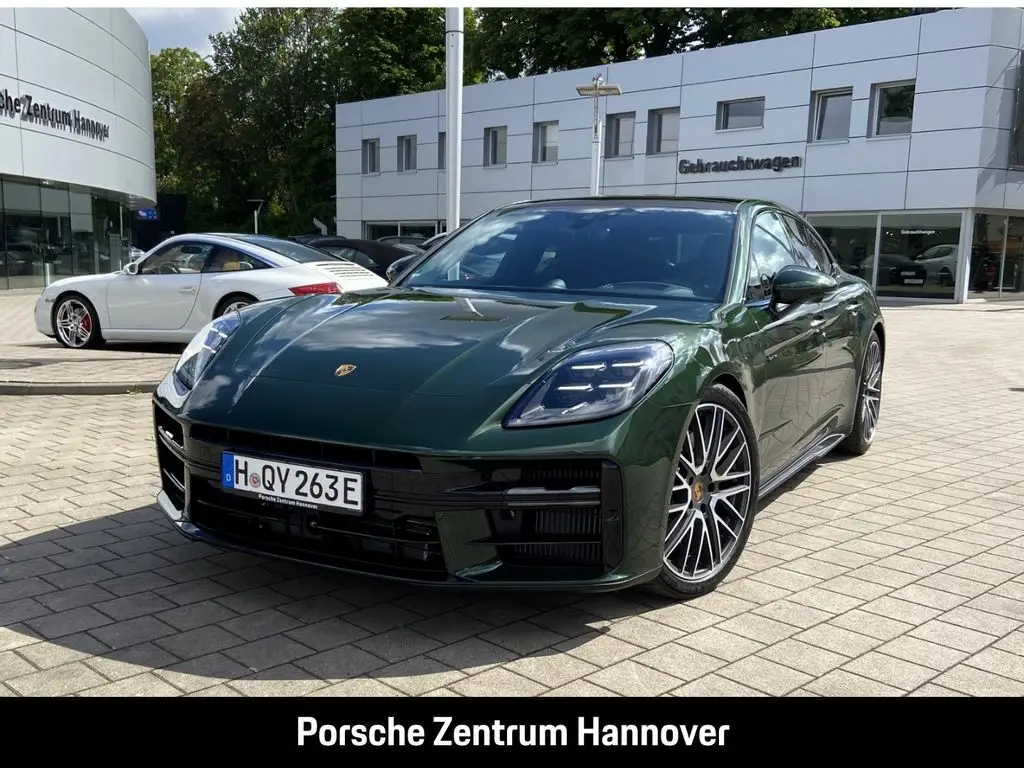 Photo 1 : Porsche Panamera 2024 Hybrid