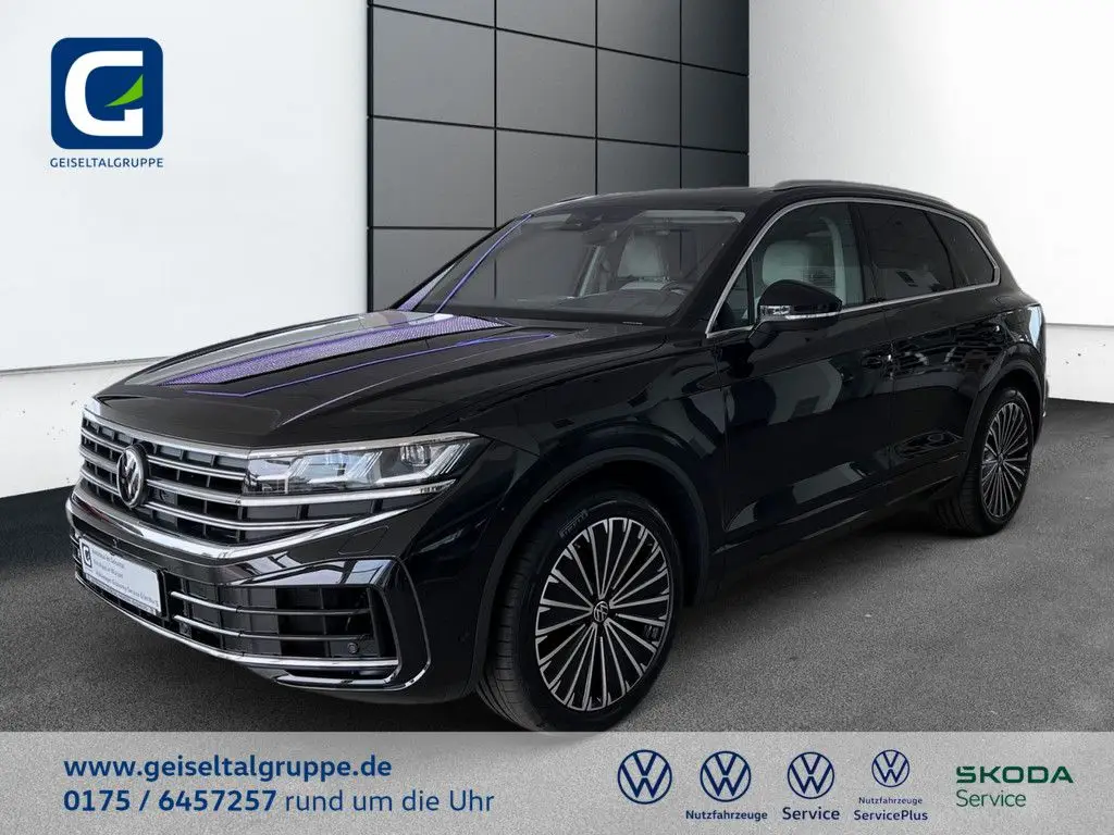 Photo 1 : Volkswagen Touareg 2023 Hybrid