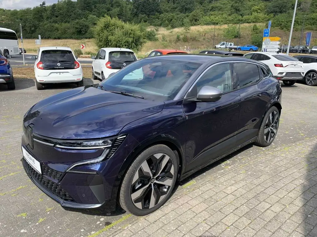 Photo 1 : Renault Megane 2023 Non renseigné