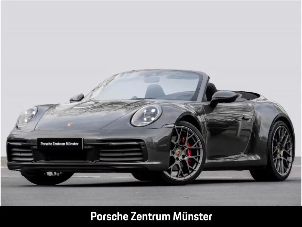 Photo 1 : Porsche 992 2024 Essence