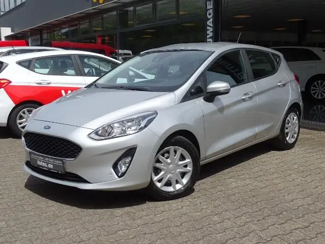 Photo 1 : Ford Fiesta 2021 Petrol