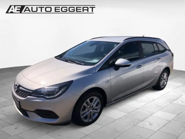 Photo 1 : Opel Astra 2020 Petrol