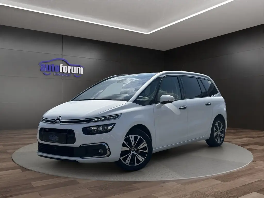 Photo 1 : Citroen C4 2016 Essence