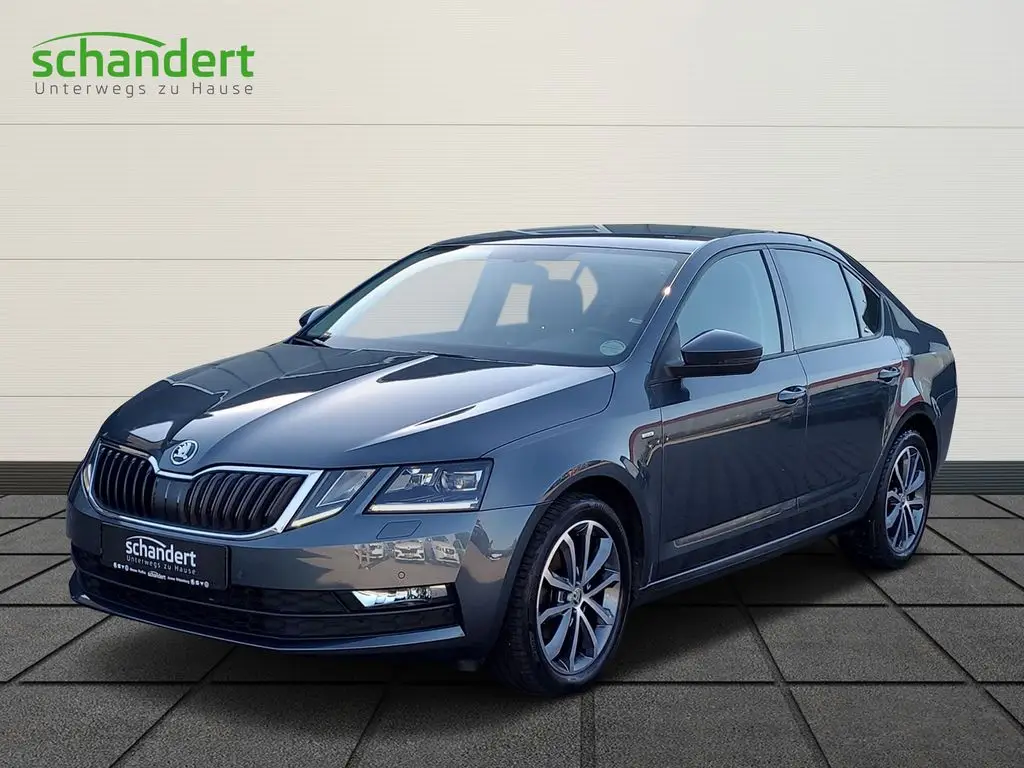 Photo 1 : Skoda Octavia 2017 Petrol