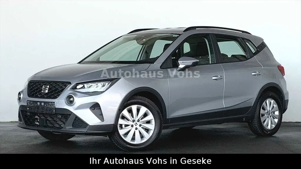 Photo 1 : Seat Arona 2023 Essence