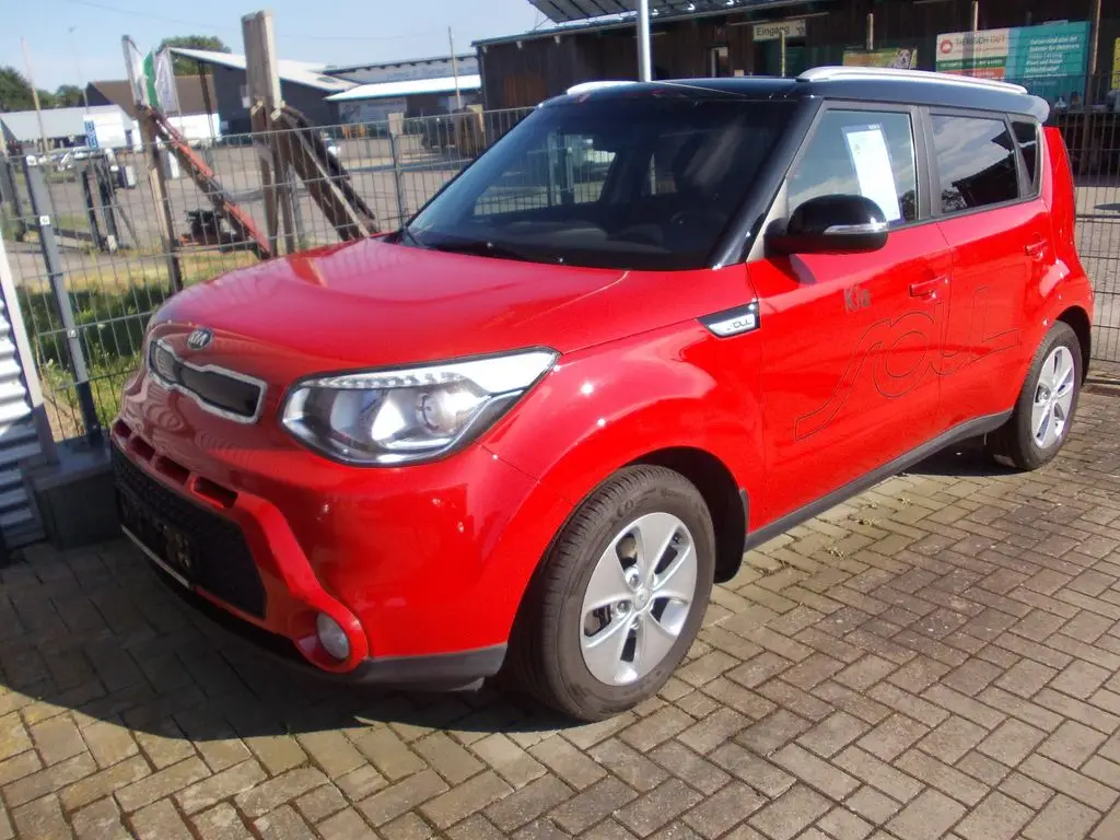 Photo 1 : Kia Soul 2015 Petrol