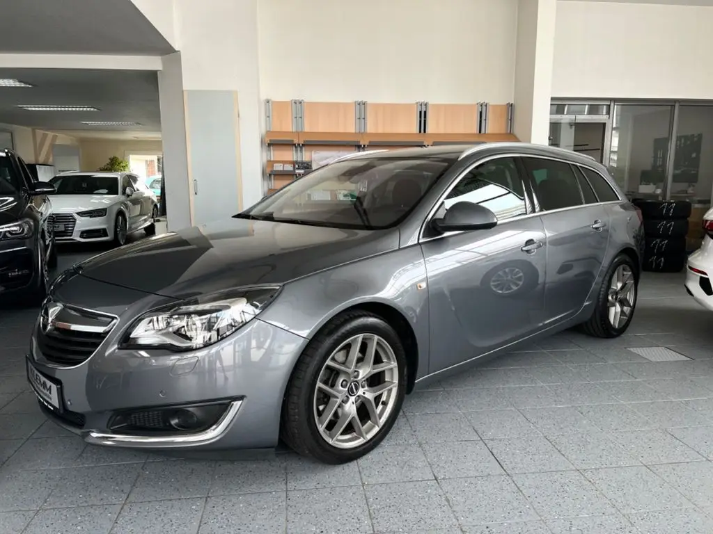 Photo 1 : Opel Insignia 2015 Diesel