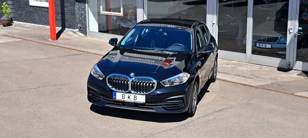 Photo 1 : Bmw Serie 1 2019 Diesel