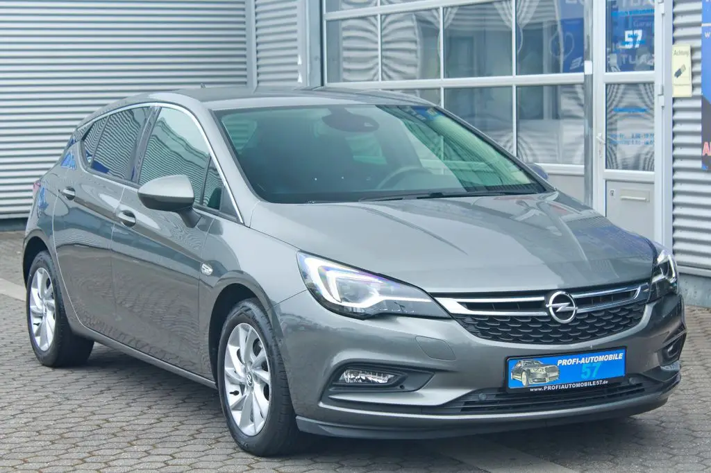 Photo 1 : Opel Astra 2019 Diesel