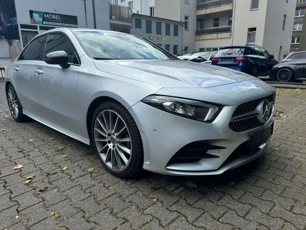 Photo 1 : Mercedes-benz Classe A 2019 Petrol