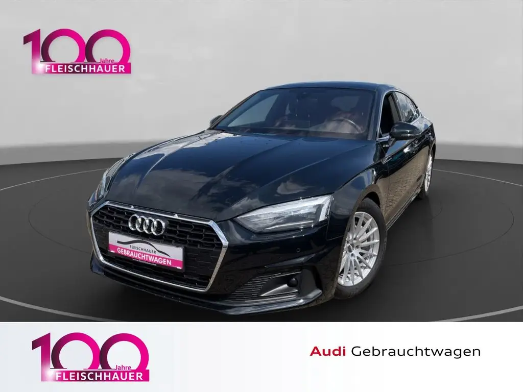 Photo 1 : Audi A5 2020 Petrol