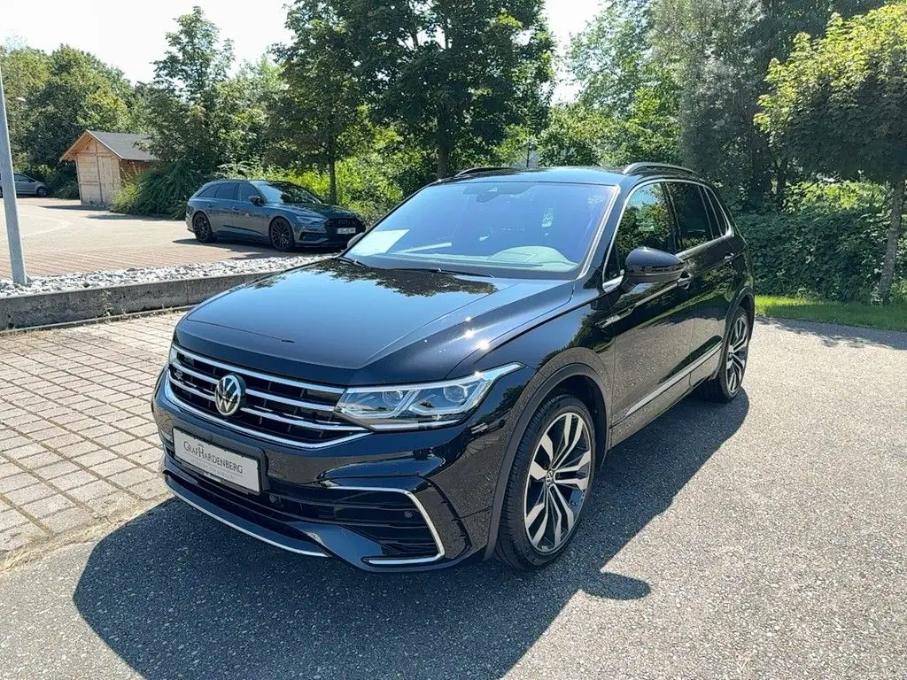 Photo 1 : Volkswagen Tiguan 2021 Petrol