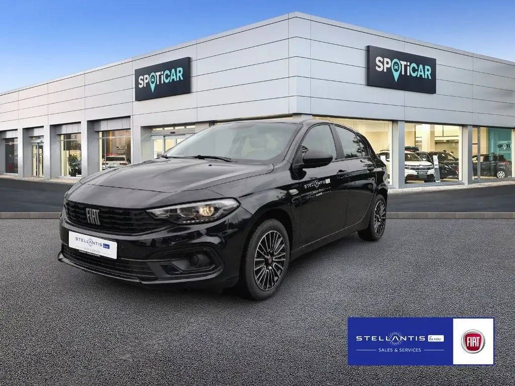 Photo 1 : Fiat Tipo 2024 Essence