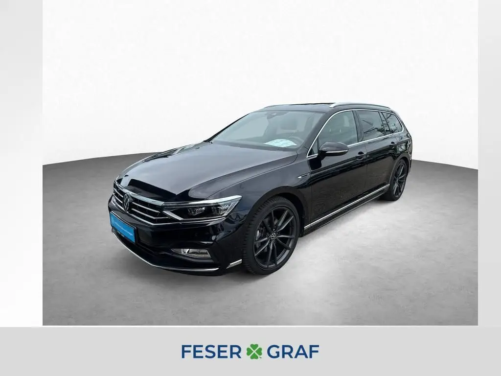 Photo 1 : Volkswagen Passat 2023 Petrol