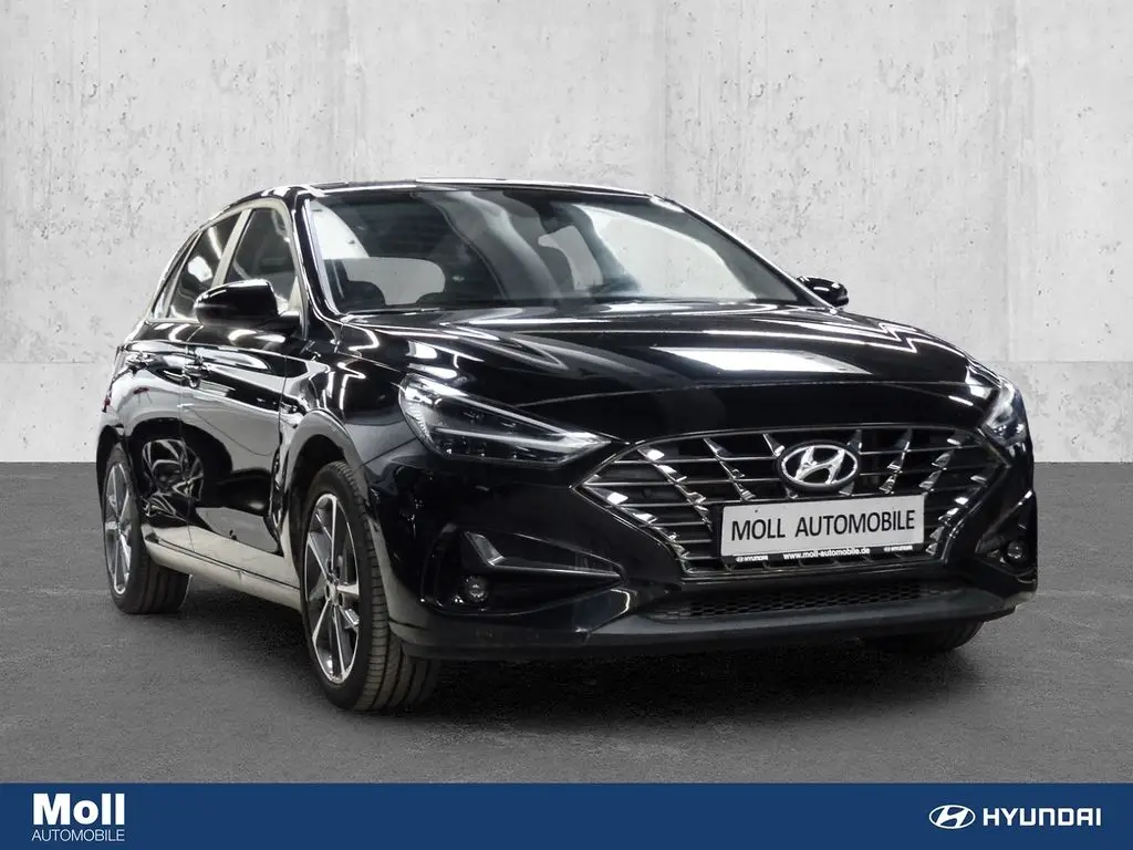 Photo 1 : Hyundai I30 2021 Essence