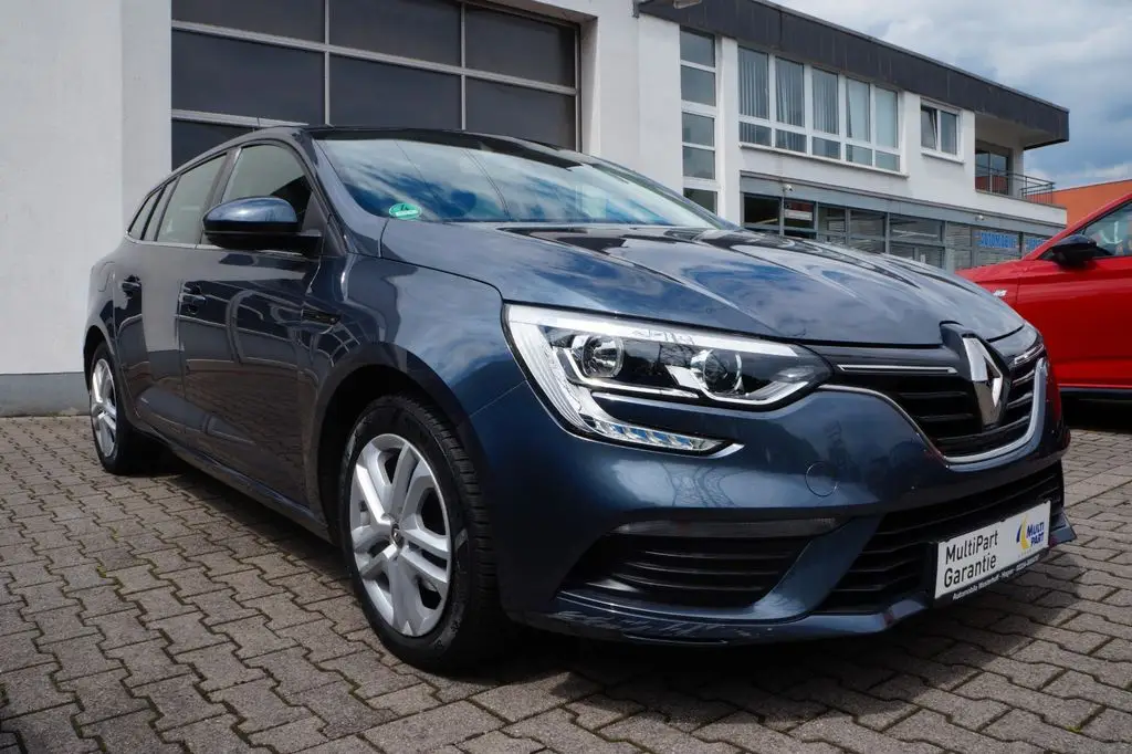 Photo 1 : Renault Megane 2018 Petrol