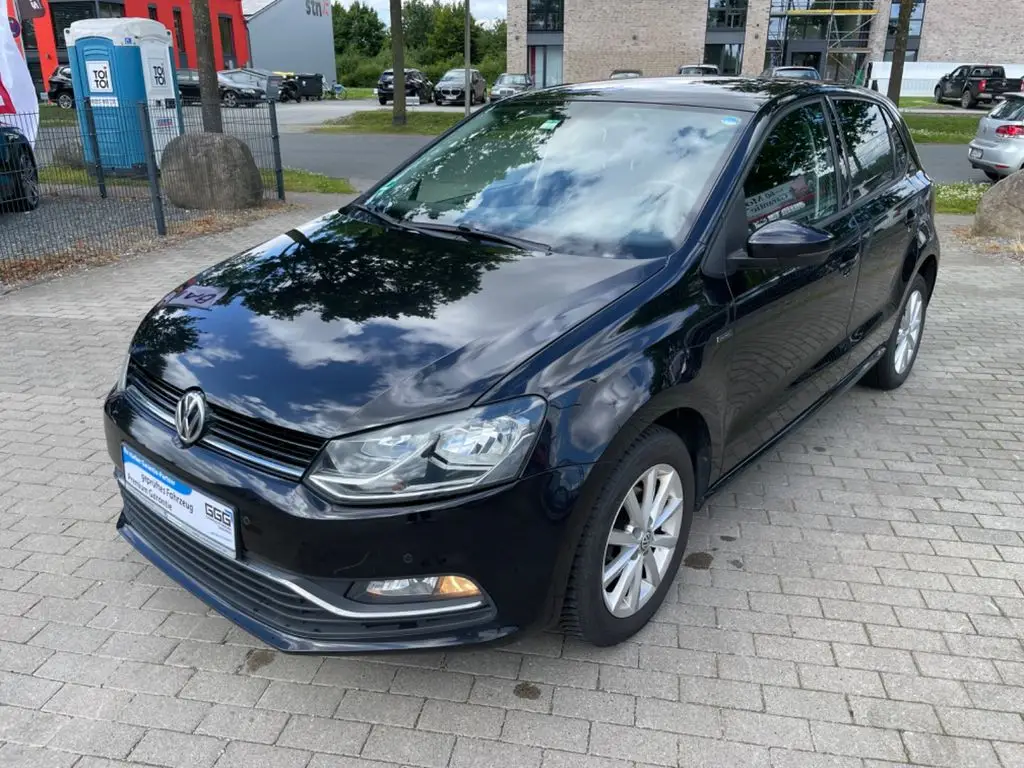 Photo 1 : Volkswagen Polo 2015 Essence