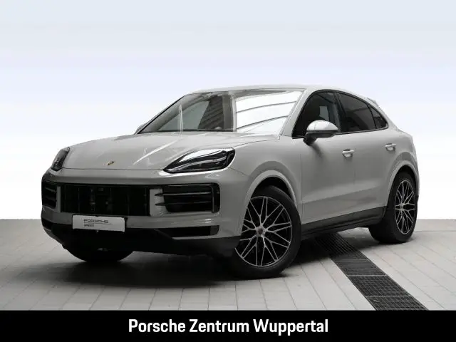 Photo 1 : Porsche Cayenne 2023 Petrol