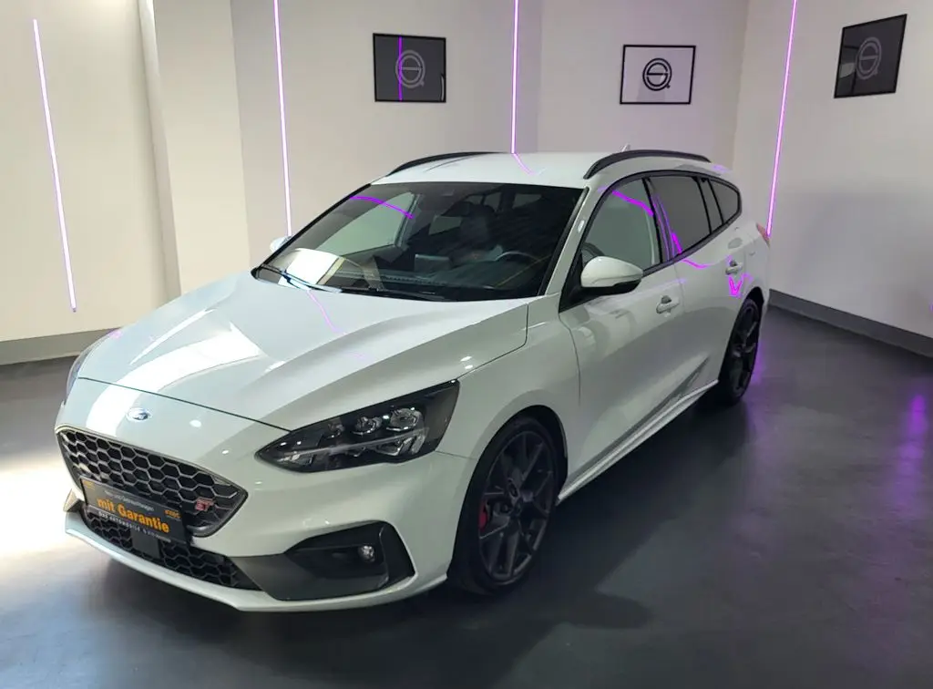 Photo 1 : Ford Focus 2019 Diesel