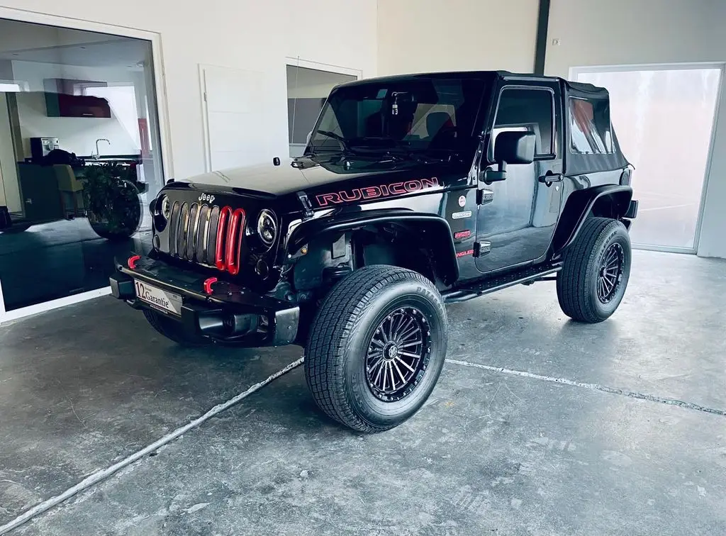 Photo 1 : Jeep Wrangler 2017 Essence