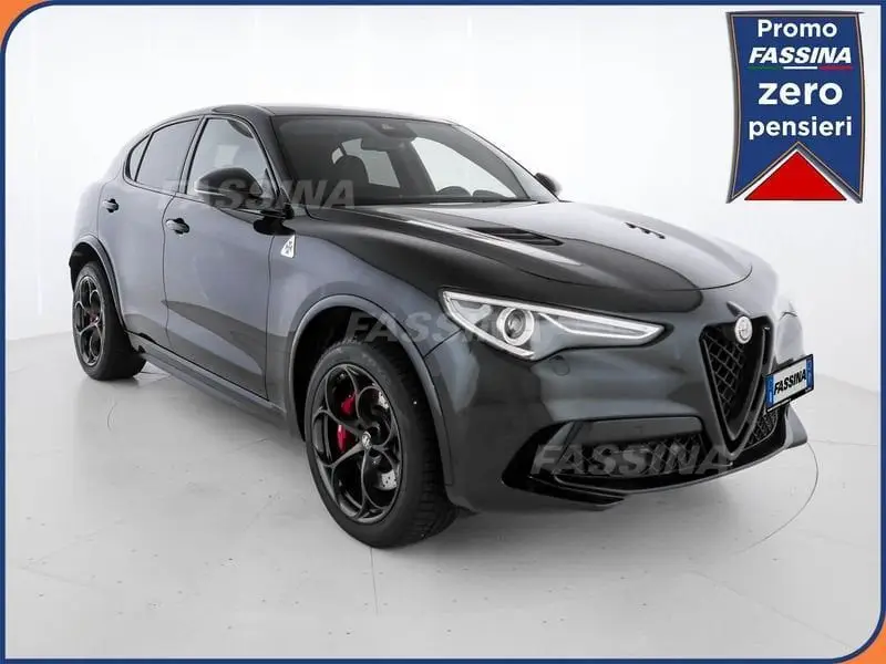 Photo 1 : Alfa Romeo Stelvio 2023 Petrol