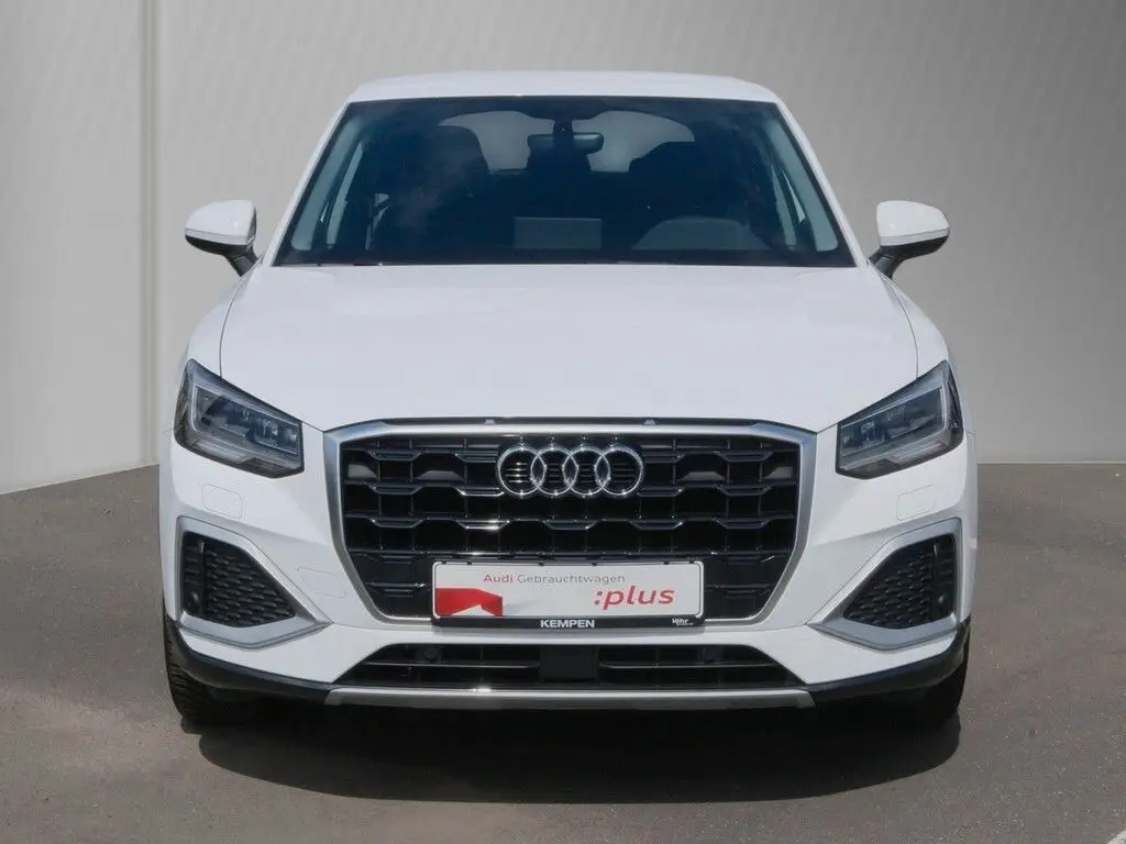 Photo 1 : Audi Q2 2021 Petrol