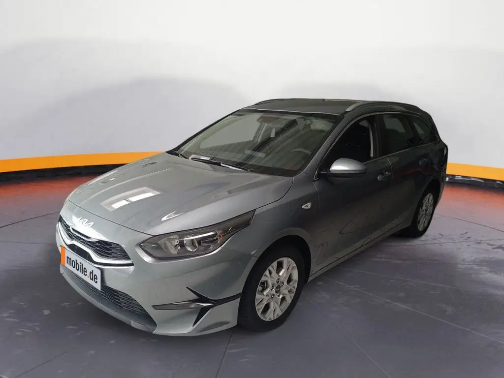 Photo 1 : Kia Ceed 2023 Essence