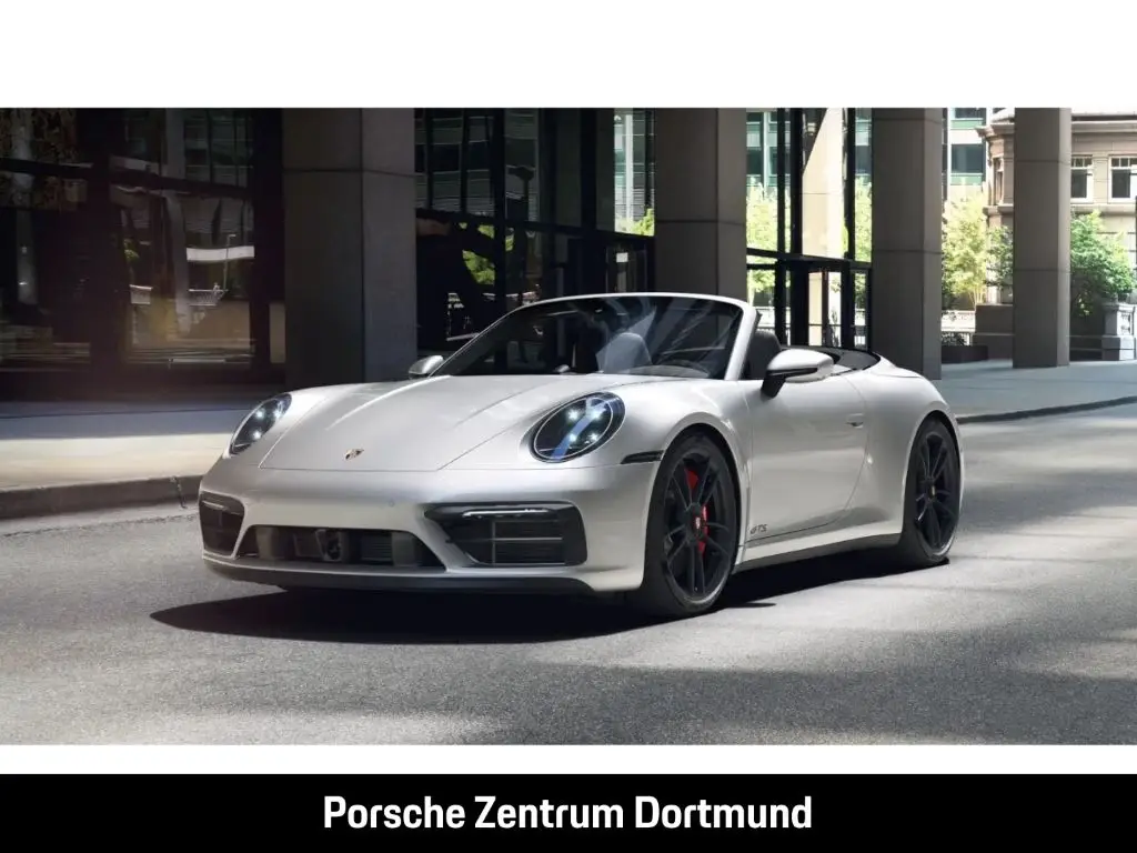 Photo 1 : Porsche 992 2023 Essence