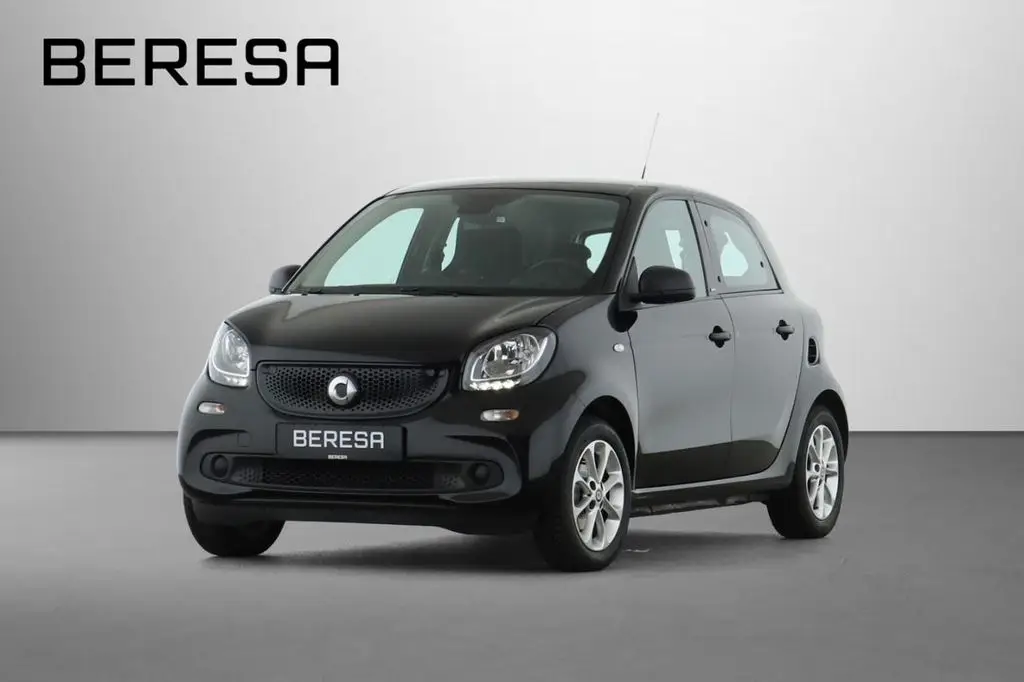 Photo 1 : Smart Forfour 2019 Petrol